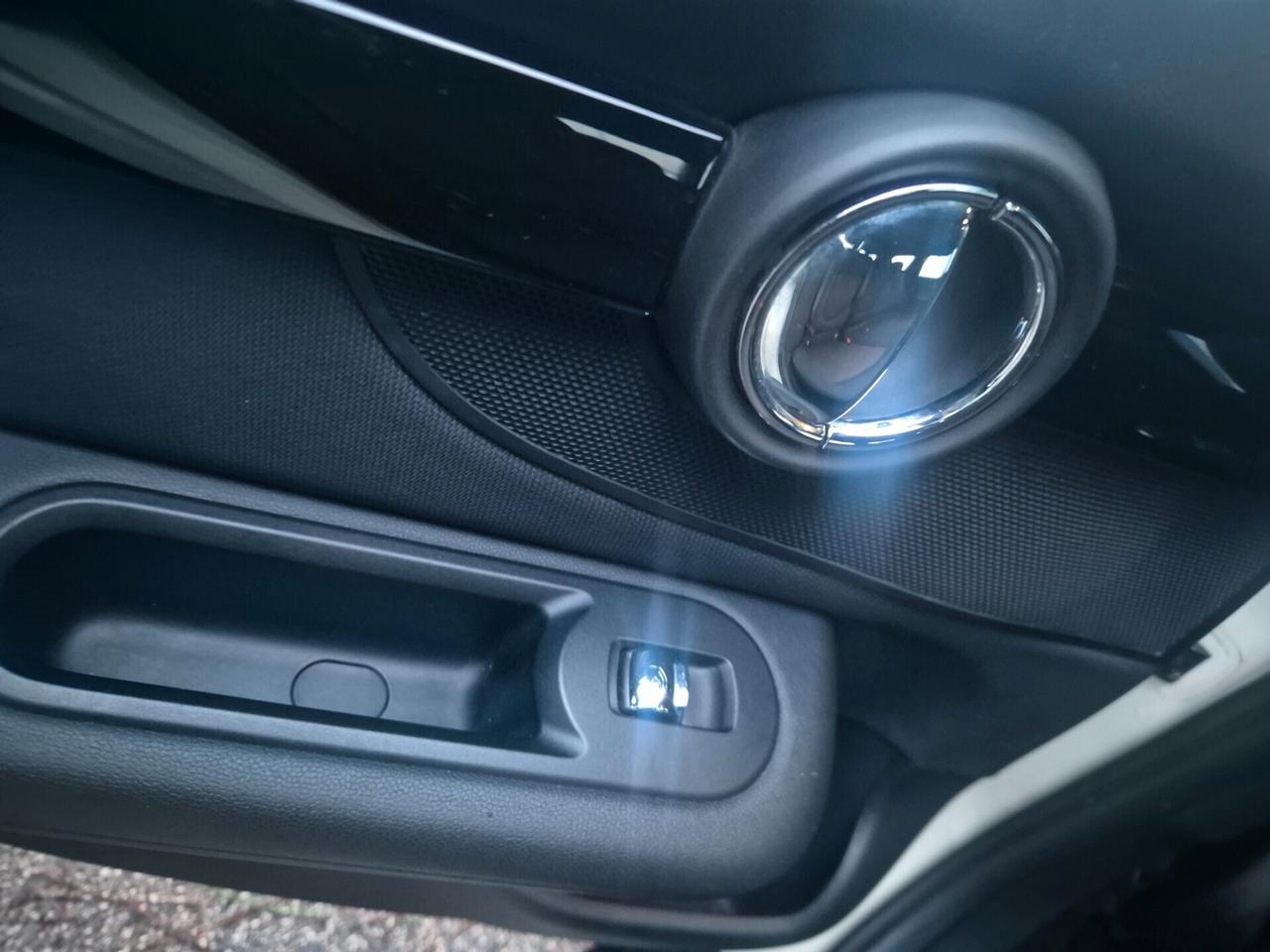 Mini Cooper Clubman 2.0 D 10/2016