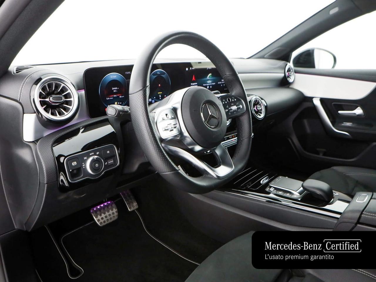 Mercedes-benz A 180d Premium AMG Night Edition Led Ambient