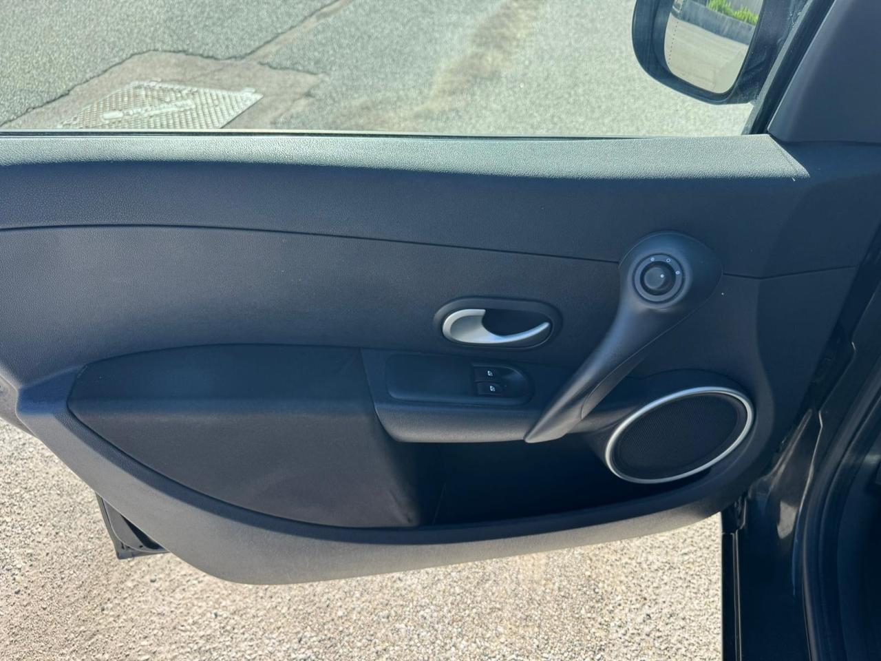 Renault Clio 1.2 Benzina 16V 5 porte Luxe