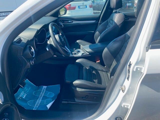 Alfa Romeo Stelvio 2.2 Turbodiesel 210 CV AT8 Q4 Executive