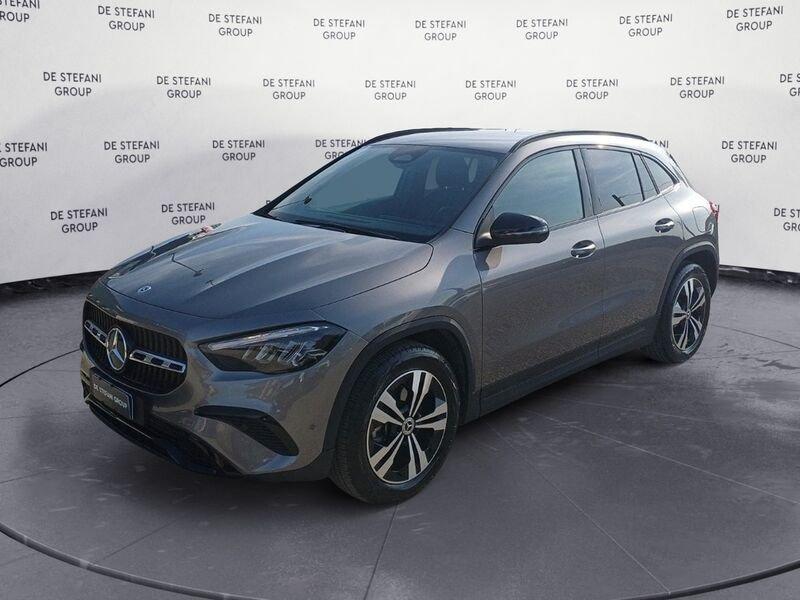 Mercedes-Benz GLA GLA 180 d Progressive Advanced