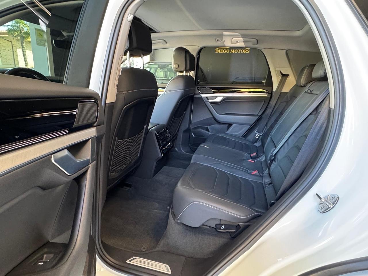 Volkswagen Touareg 3.0 V6 TDI SCR Advanced