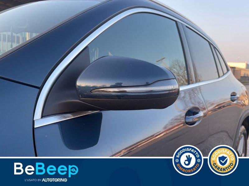 Mercedes-Benz GLA 200 D PREMIUM 4MATIC AUTO