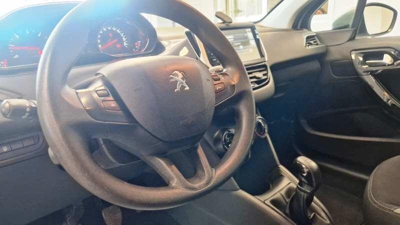 Peugeot 208 1.4 HDi 68 CV Business