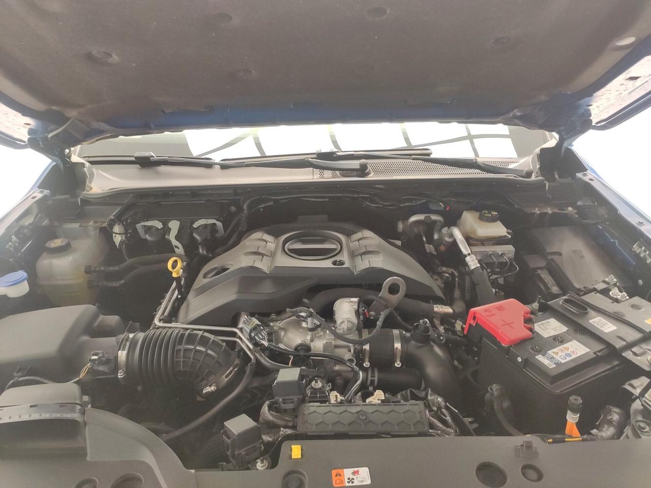 Volkswagen Amarok 3.0 V6 TDI 241 CV 4MOTION aut. Aventura
