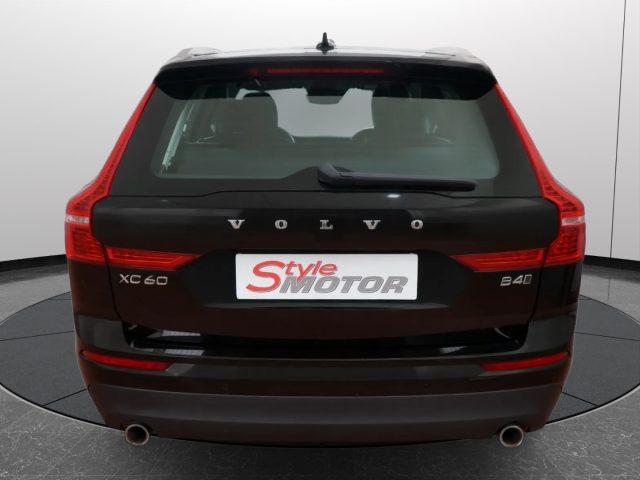 VOLVO XC60 B4 (d) AWD Geartronic Business