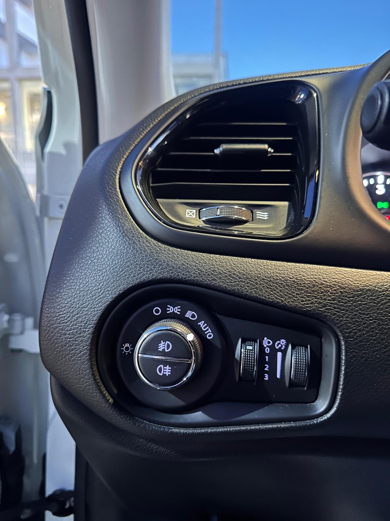 JEEP RENEGADE 1.6 MTJ BROOKLYN SPECIAL EDITION -2017