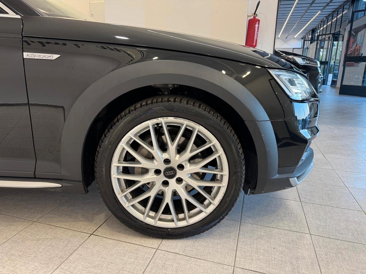 Audi A4 allroad 2.0 TDI 190 CV S tronic tetto panoramico