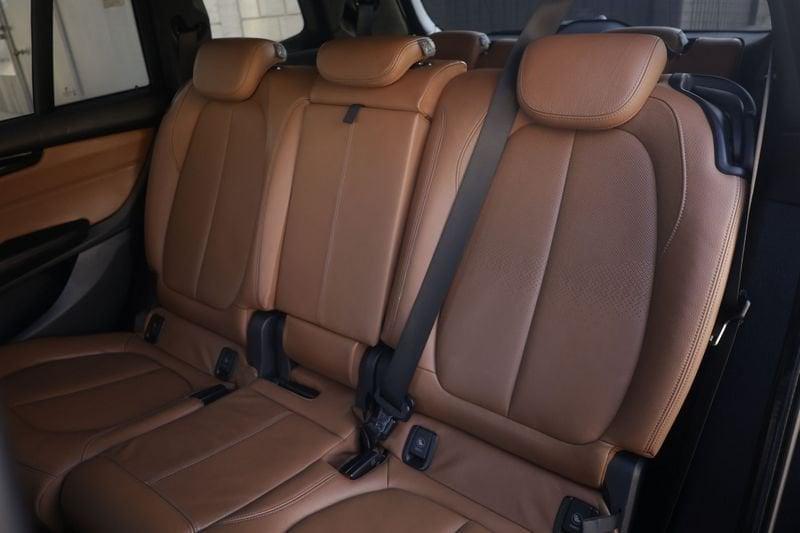 BMW Serie 2 Active Tourer 216d Active Tourer Luxury auto 7 POSTI Unicoproprietario