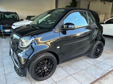 Smart ForTwo 70 1.0 Superpassion TOTAL BLACK