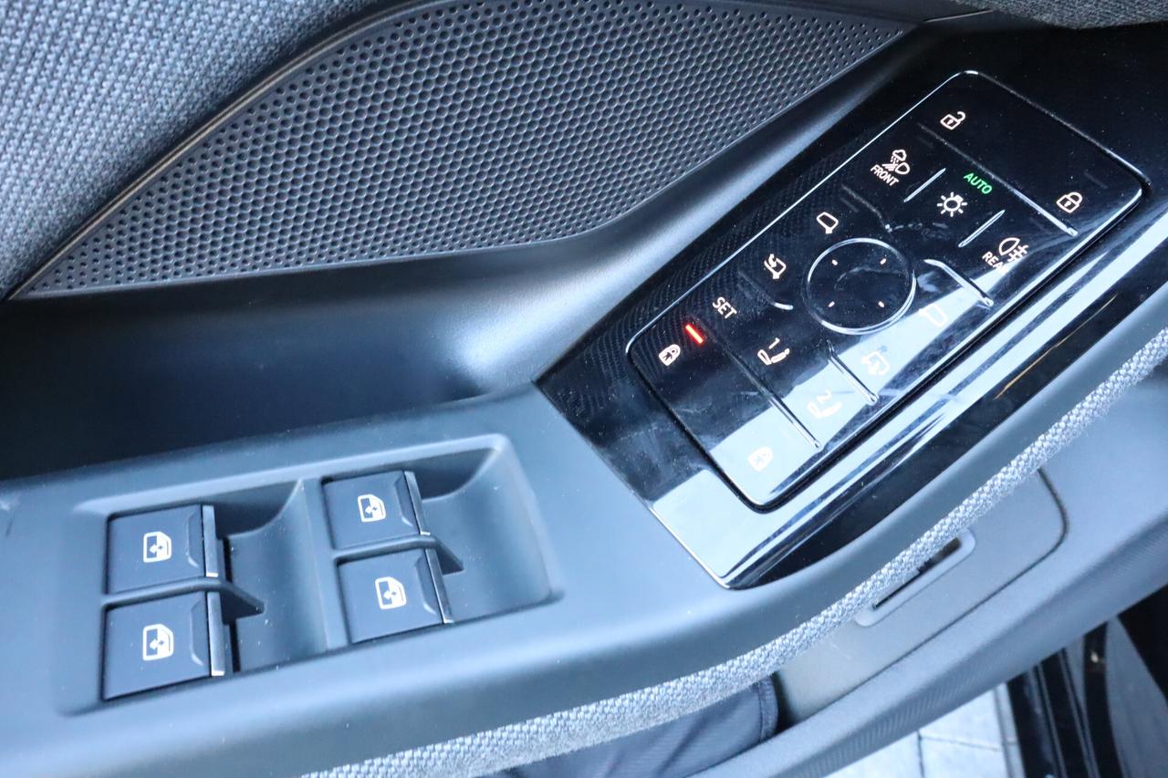 Audi A6 e-tron Avant Performance 367CV S-LINE MATRIX 360° 21"