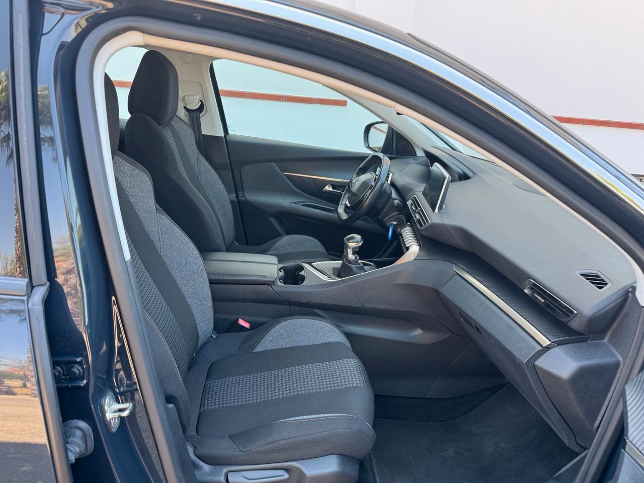 Peugeot 3008 BlueHDi 130