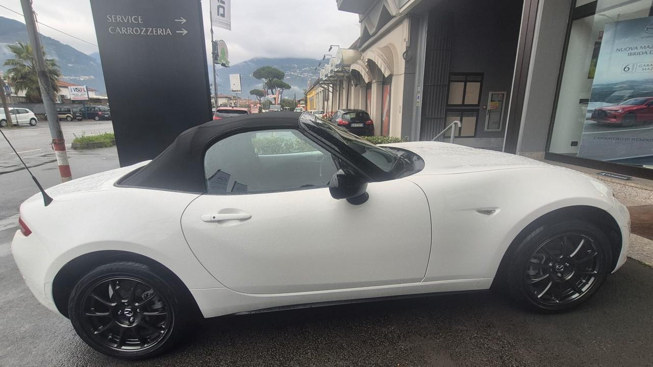 Mazda MX-5 1.5L Skyactiv-G Homura