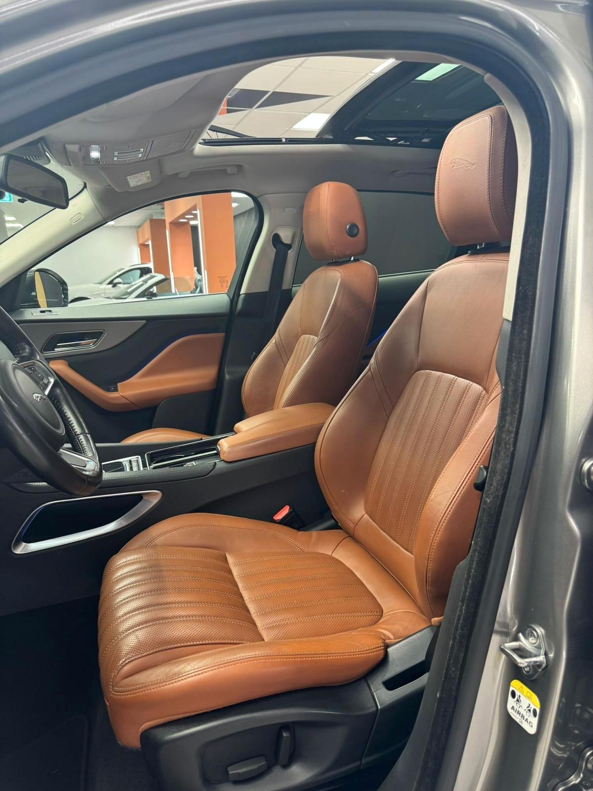 Jaguar F-Pace 3.0 D V6 300 CV AWD aut. Portfolio