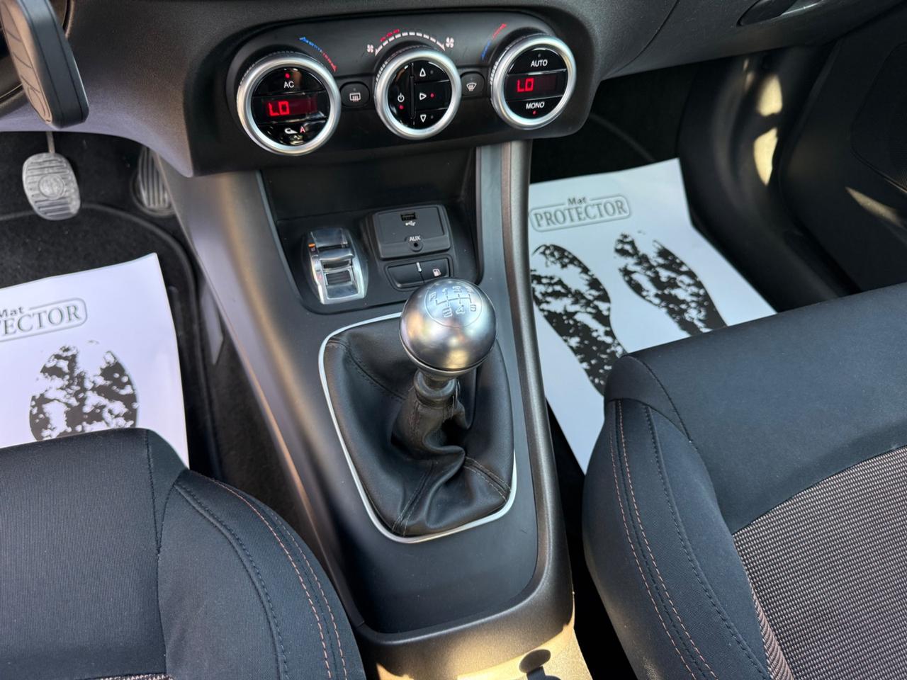 Alfa Romeo Giulietta 1.4 Turbo 120 CV GPL Distinctive UNICO