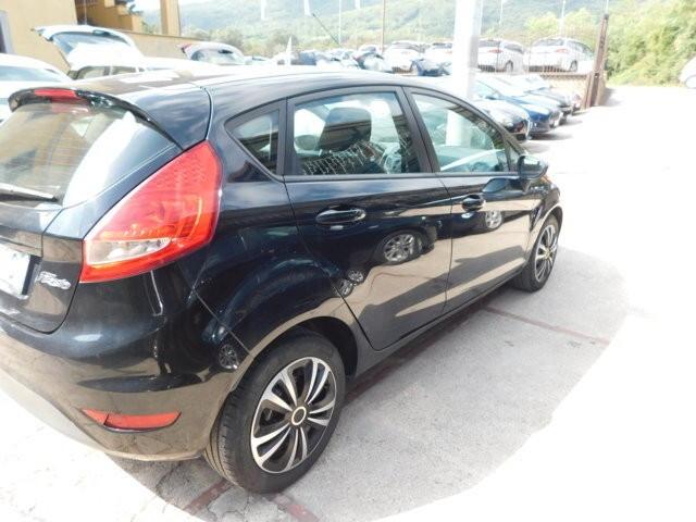 Ford Fiesta 1.4 TDCi 70CV 5 porte Titanium