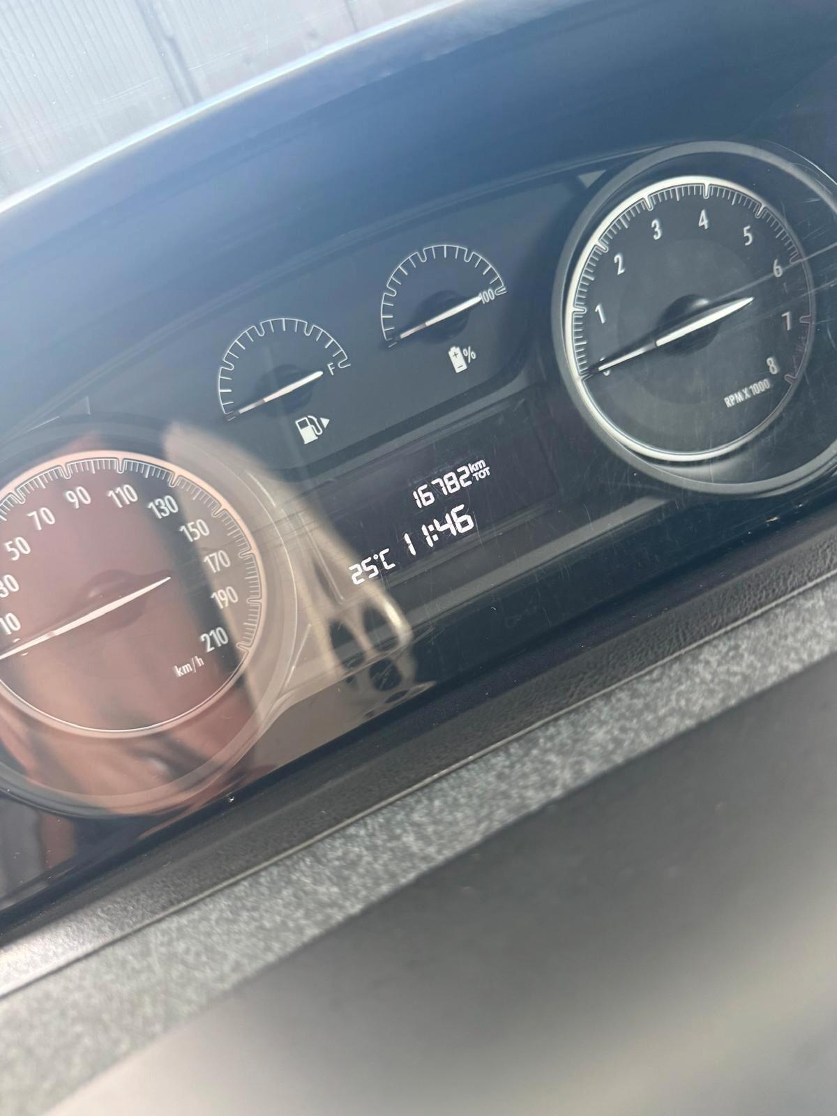 Lancia Ypsilon 1.0 FireFly 5 porte S&S Hybrid Ecochic Silver