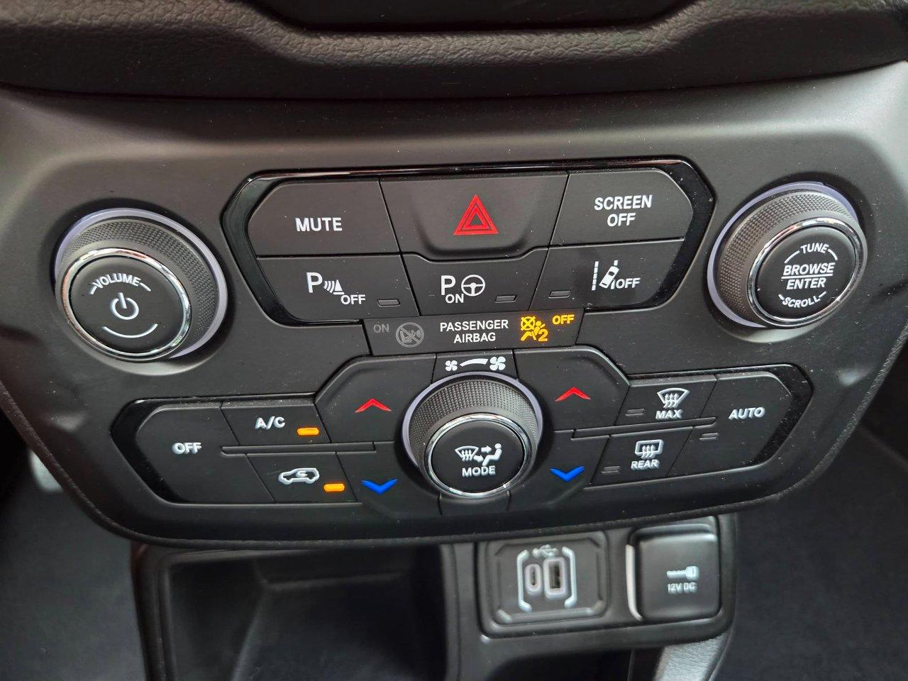 Jeep Renegade 1.5 turbo t4 mhev Summit 2wd dct