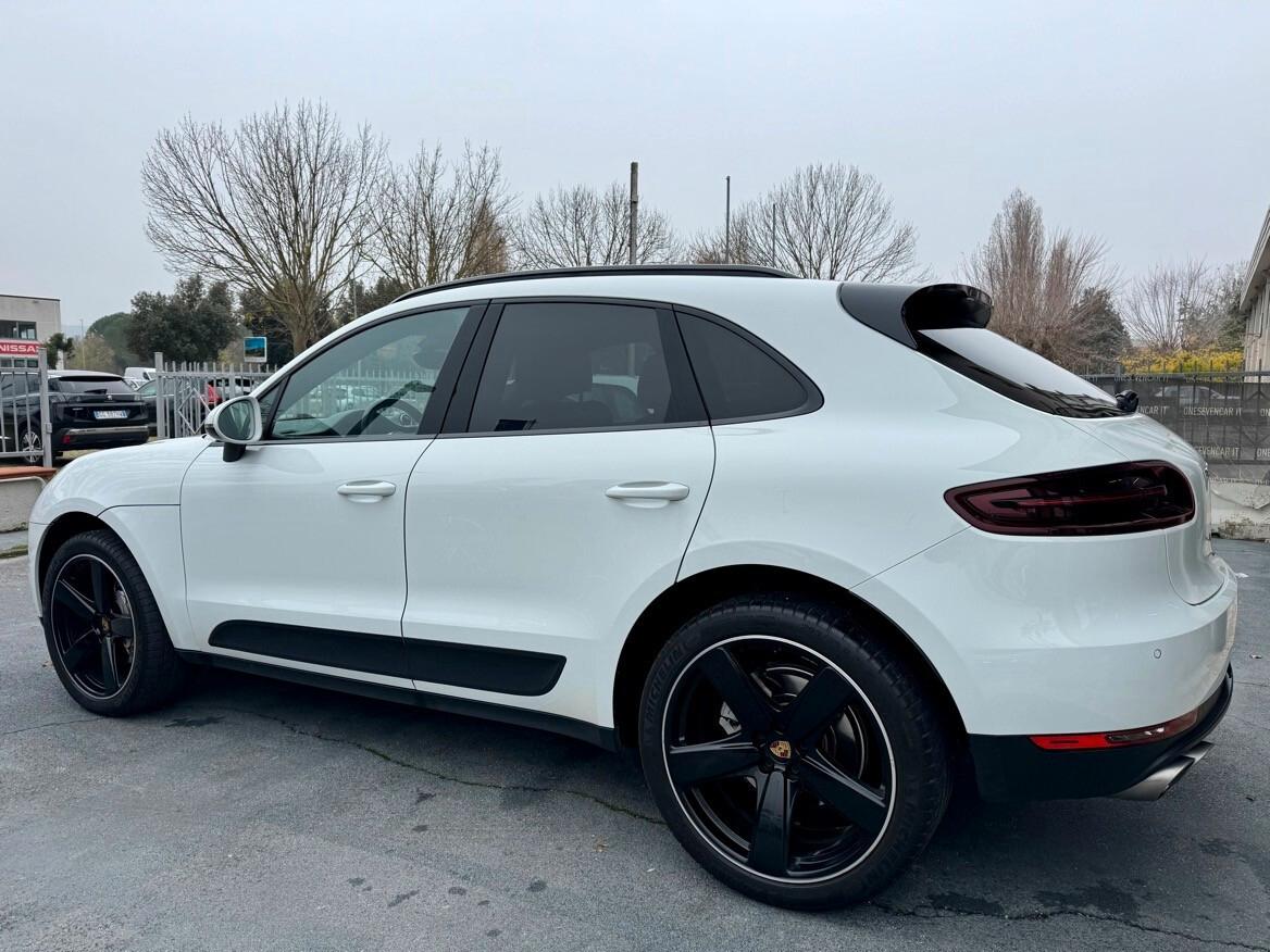 Porsche Macan 3.0 S Diesel full cerchi da 21''