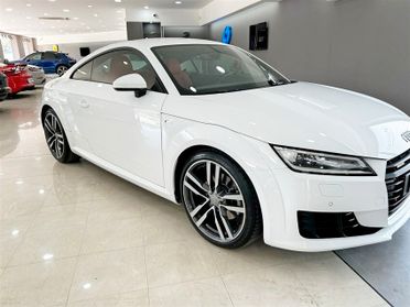 Audi TT Coupé 2.0 TDI quattro S tronic