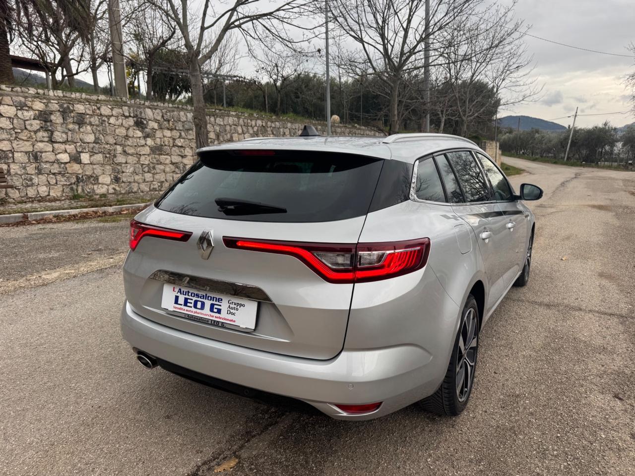 Renault Megane Mégane Sporter Blue dCi 115 CV EDC Intens