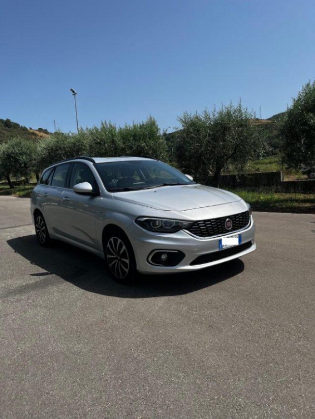 FIAT Tipo 1.6 Mjt S&S DCT SW Lounge