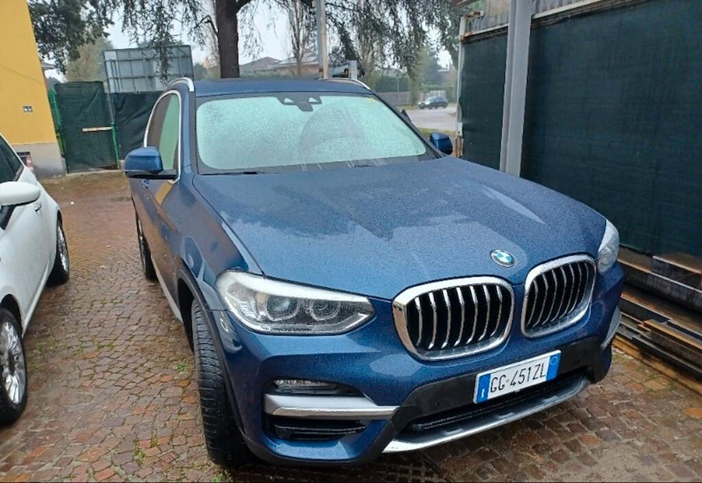 Bmw X3 18D 150CV STEPTRONIC 48V S-DRIVE LUXURY ( FARI LED - AMBIENT LIGHT TETTO PANORAMICO APR. )