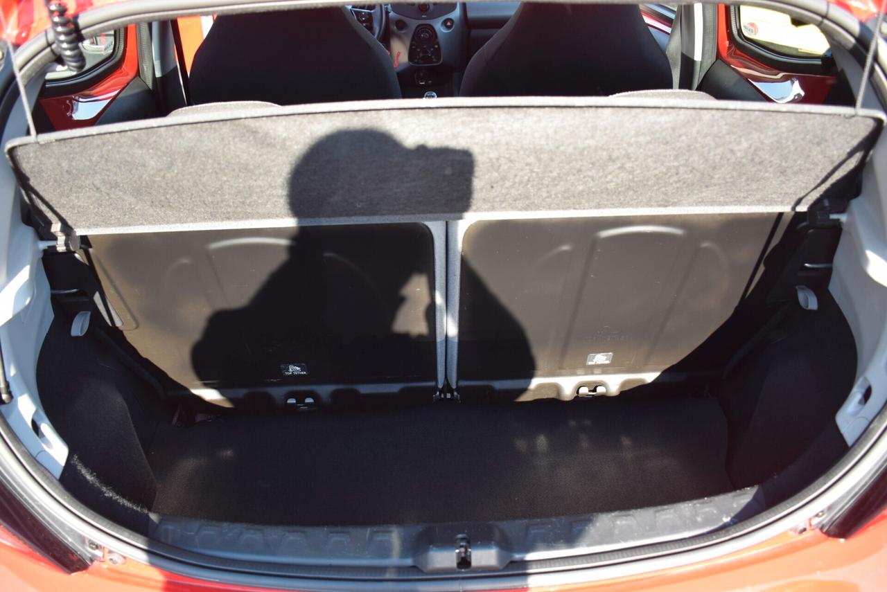 Toyota Aygo 1.0 VVT-i 72cv X-COOL - ADAS SENSORI CRUISE LED BT OK NEOPATENTATI