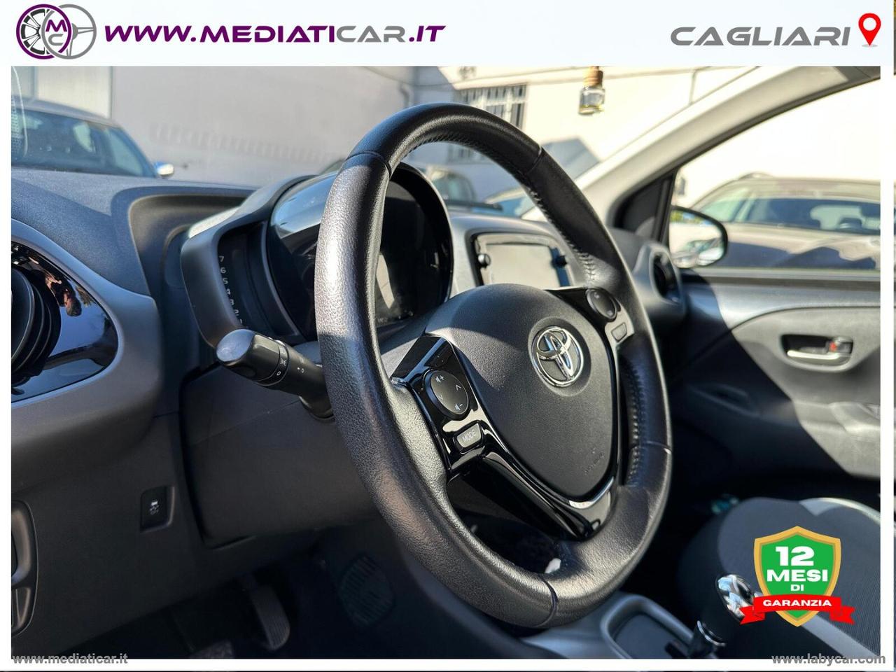 TOYOTA Aygo Con. 1.0 VVT-i 72 CV 5p. x-play MMT