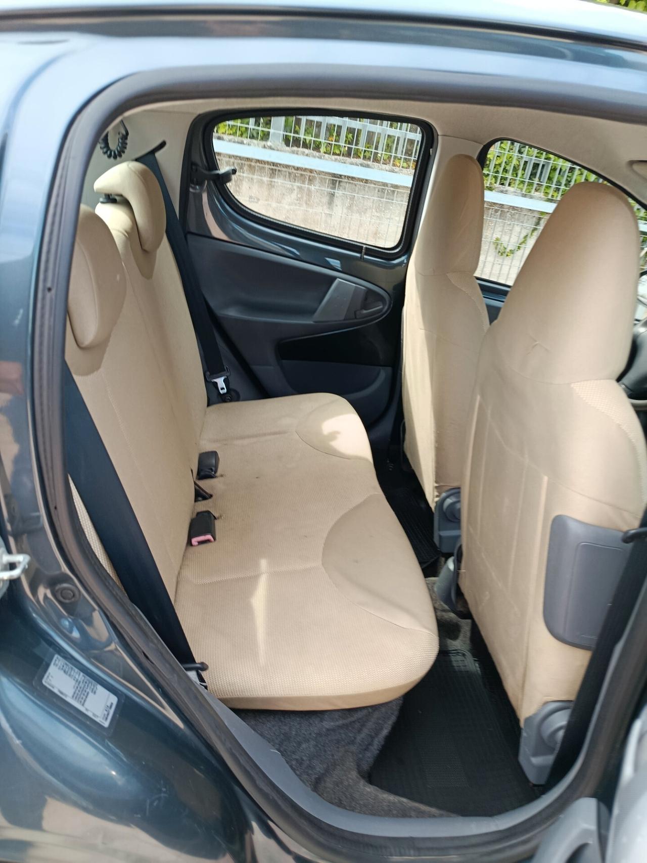 Peugeot 107 1.4 HDi 5p. Sweet Years