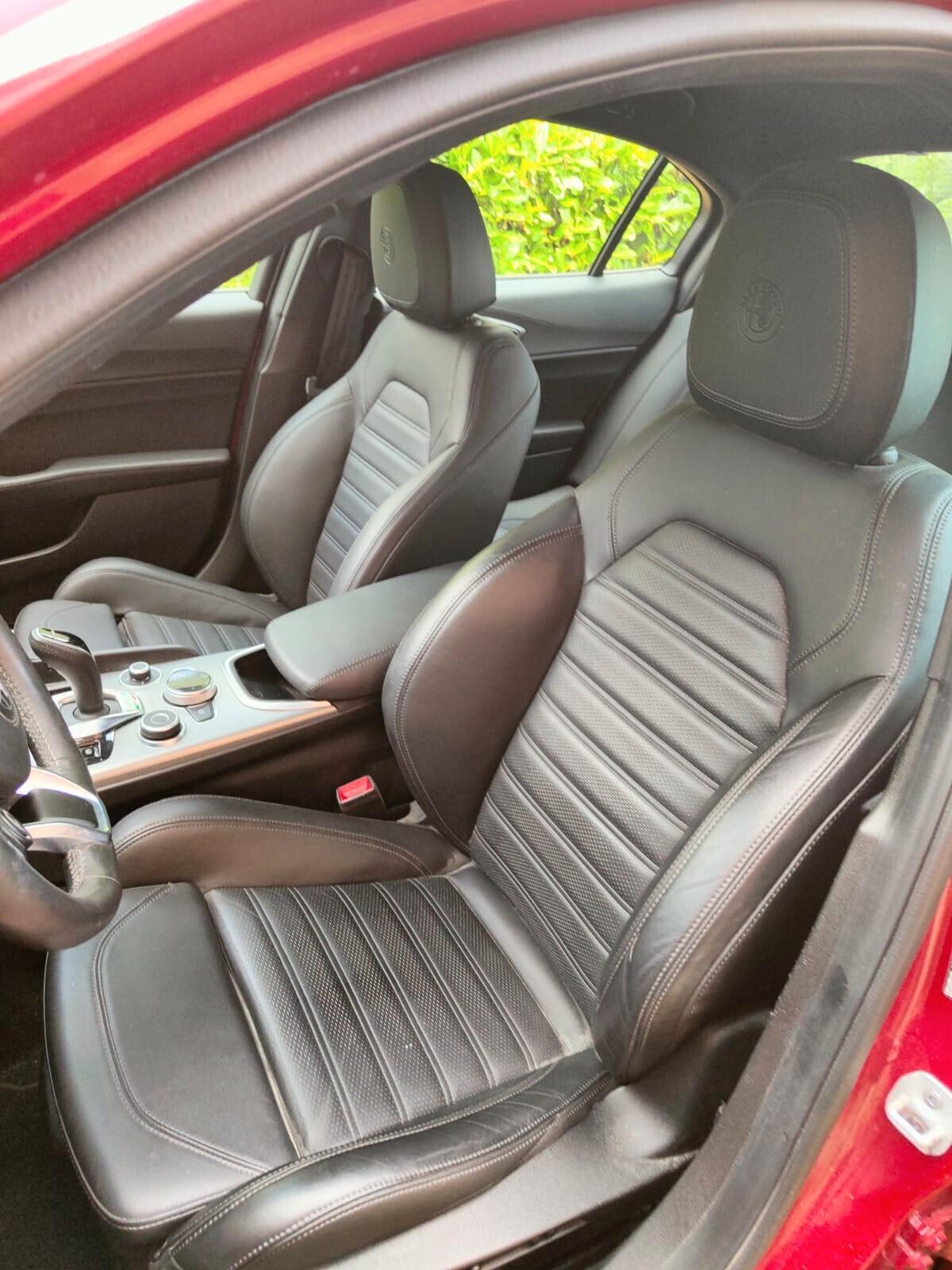 Alfa Romeo Giulia 2.2 Turbodiesel 160 CV AT8 Competizione