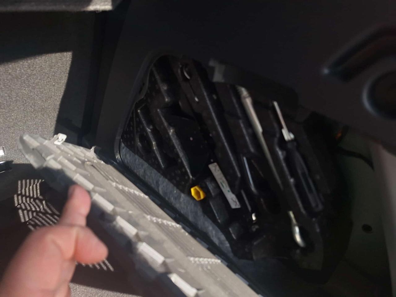 Citroen C3 Aircross BlueHDi 110 S&S Shine Pack