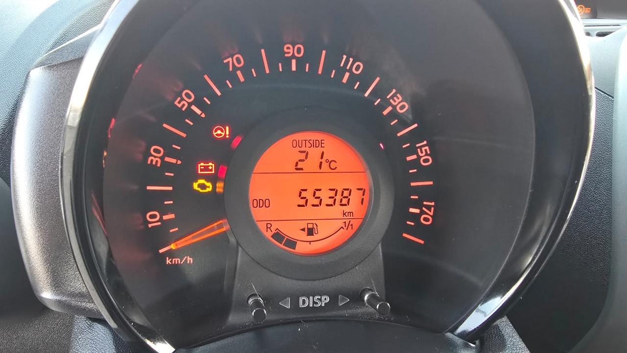 Peugeot 108 VTi 68 5 porte Allure TOP!
