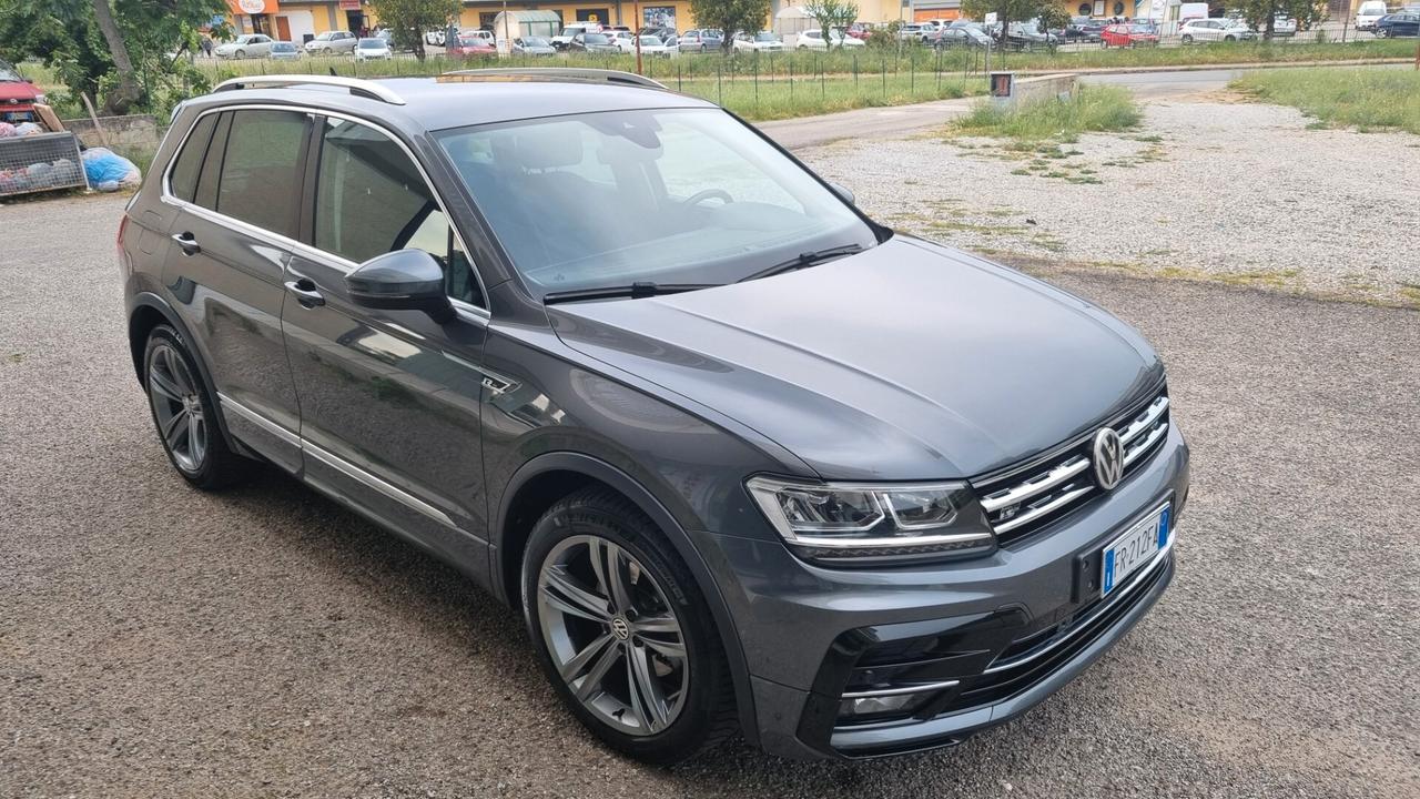 Volkswagen Tiguan R line 2.0 TDI 150 cv Dsg