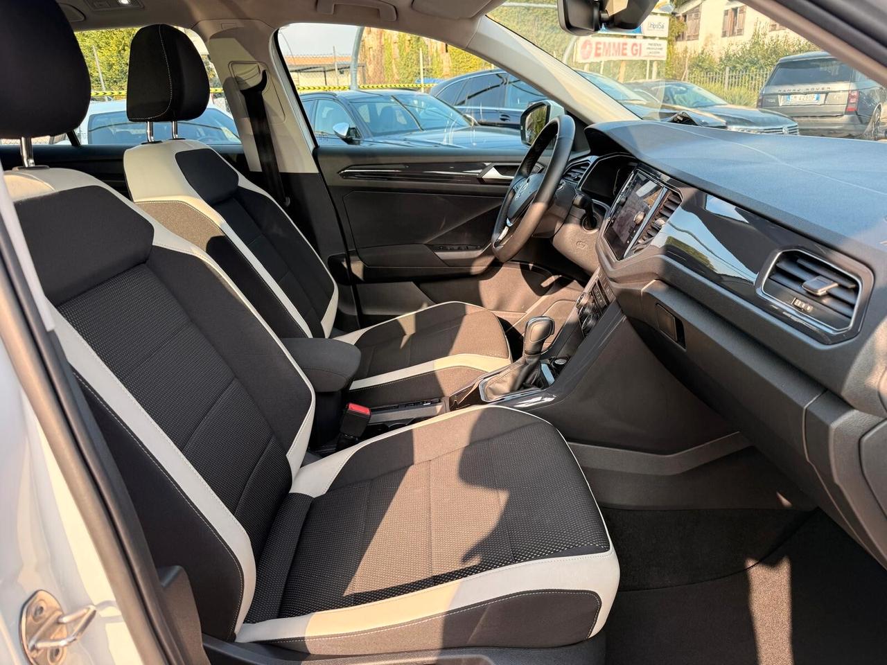 Volkswagen T-Roc 2.0 TDI SCR 150 CV DSG TETTO R LINE