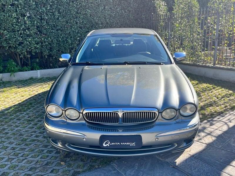 Jaguar X-Type 2.2d Executive NAVI/PELLE