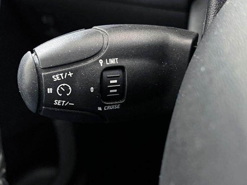 Peugeot 208 PureTech 82 5 porte Active