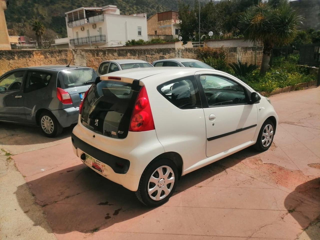 PEUGEOT 107 1.0 68CV 2013 3PORTE EURO5