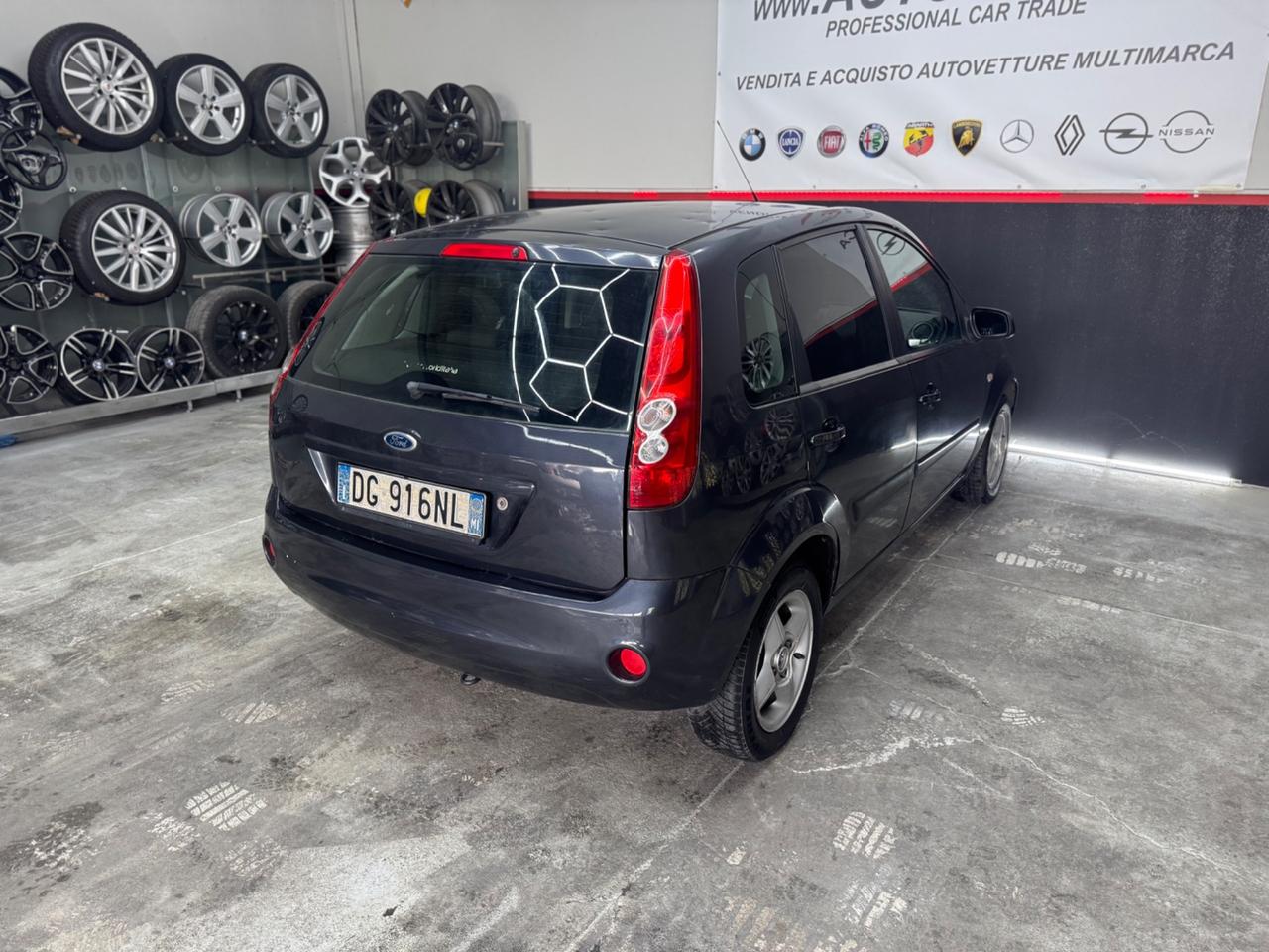 Ford Fiesta 1.2 Benzina 5P ADATTA NEOPATENTATI