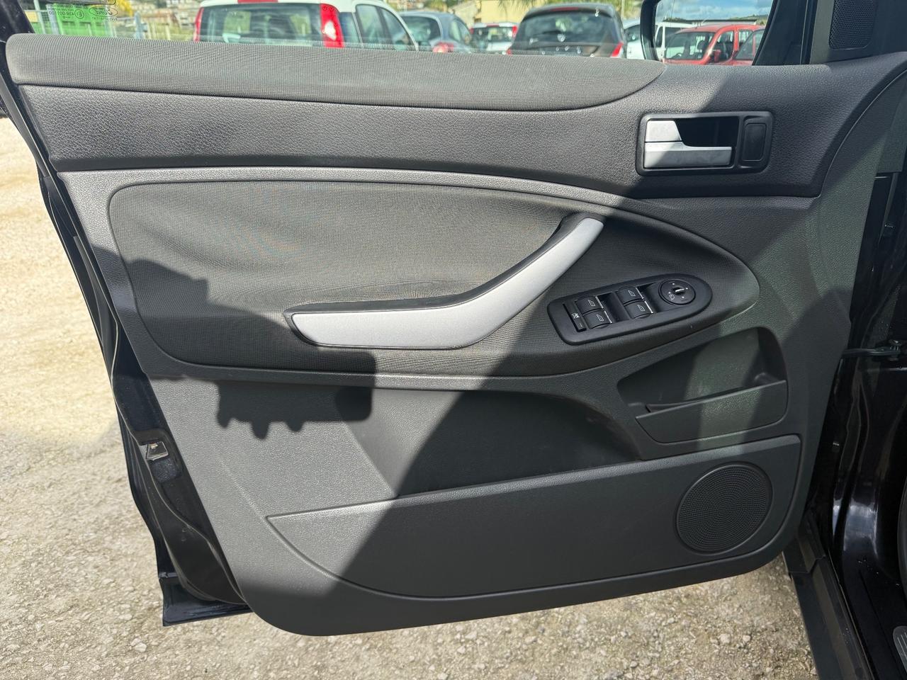 Ford Kuga 2.0 TDCi 136 CV 2WD Titanium DPF