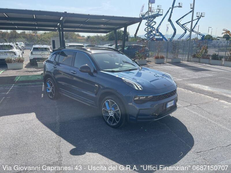 Lynk & Co 01 01 PHEV