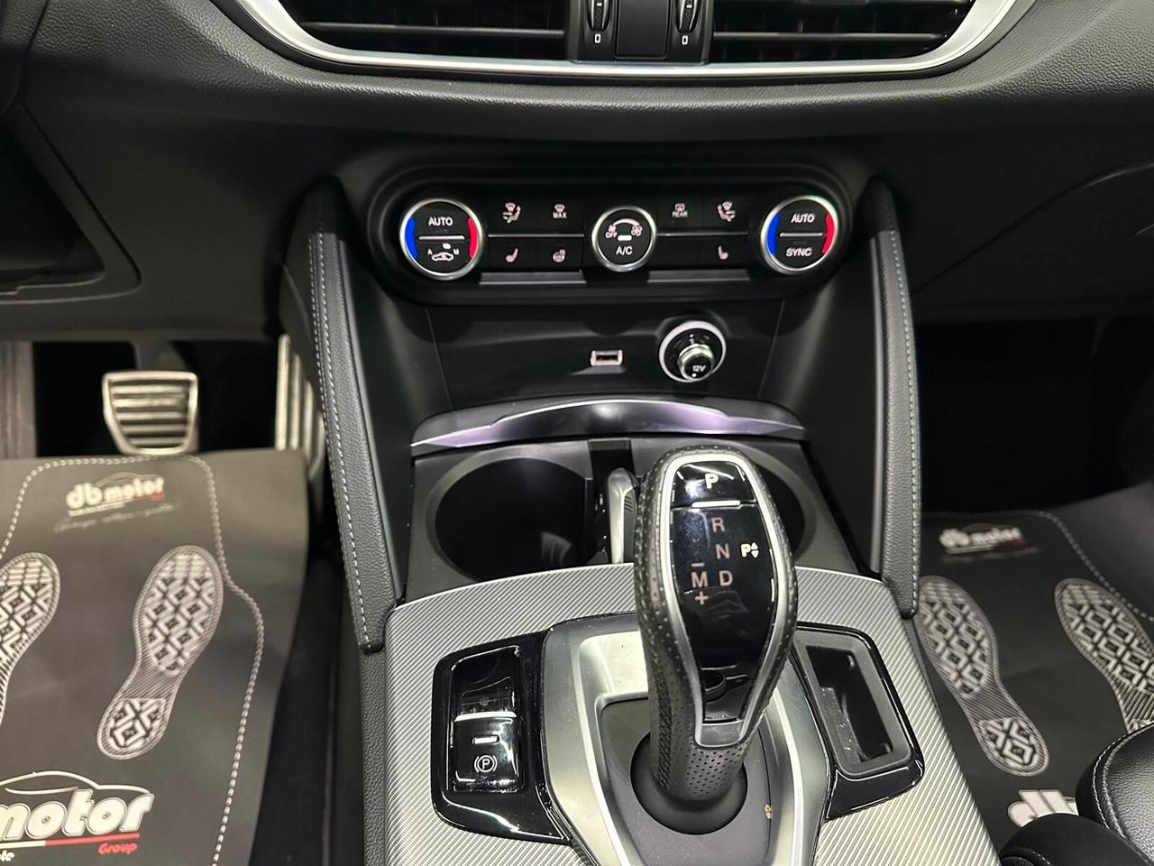 Alfa Romeo Stelvio 2.2 Turbodiesel 210 CV AT8 Q4 Veloce