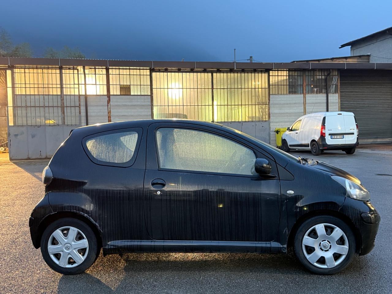 Toyota Aygo 1.0 12V VVT-i 3 porte Sol GPL