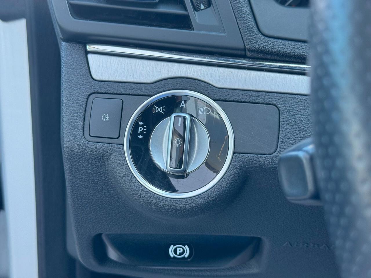 Mercedes-benz E 200 Cabrio BlueEFFICIENCY Avantgarde