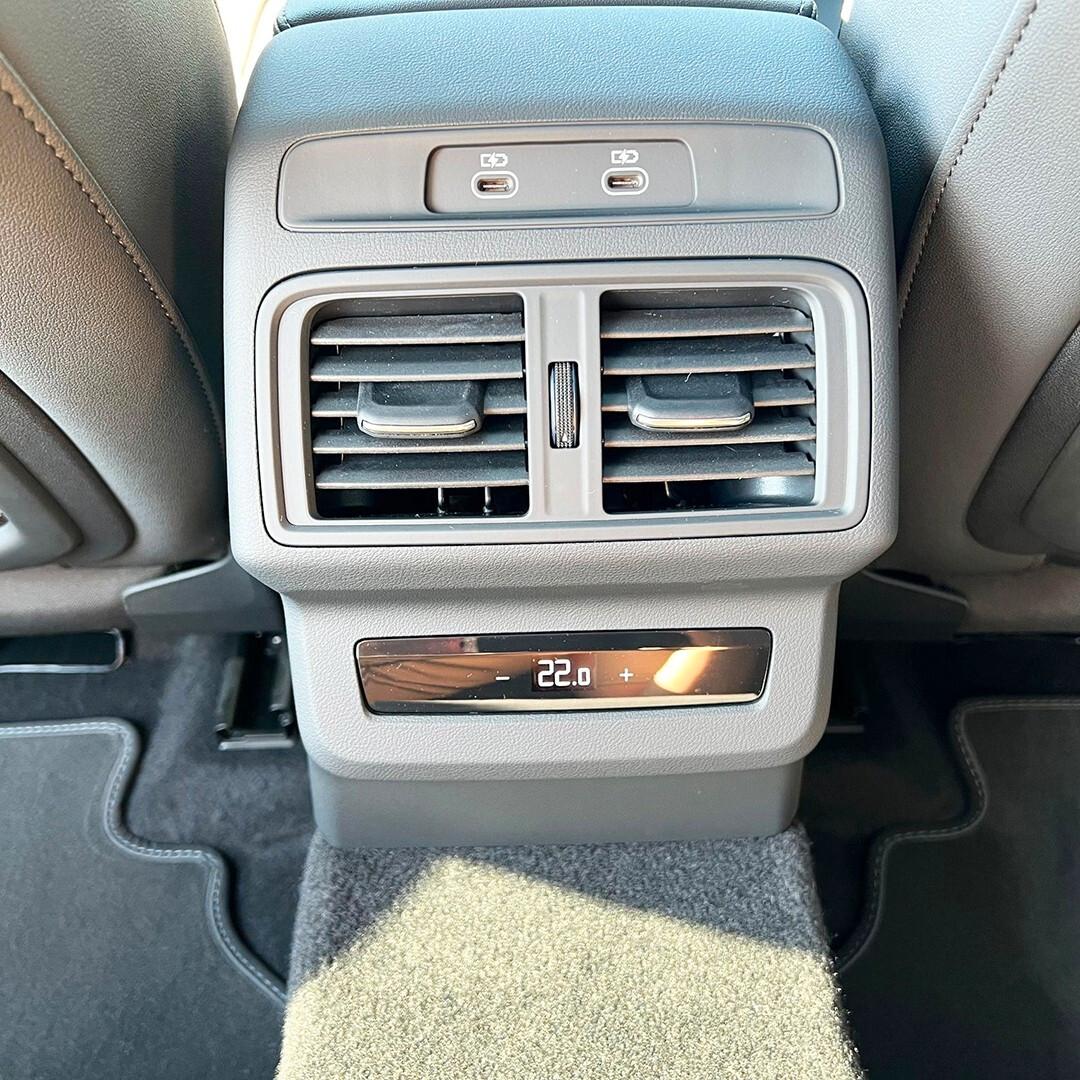 Audi Q5 SPB TDi tetto/cerchi21/ doppio display