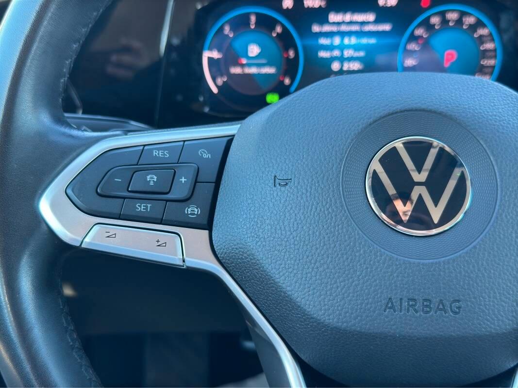 Volkswagen Golf 2.0 tdi Life 150cv AUTOMATICA E CARPLAY