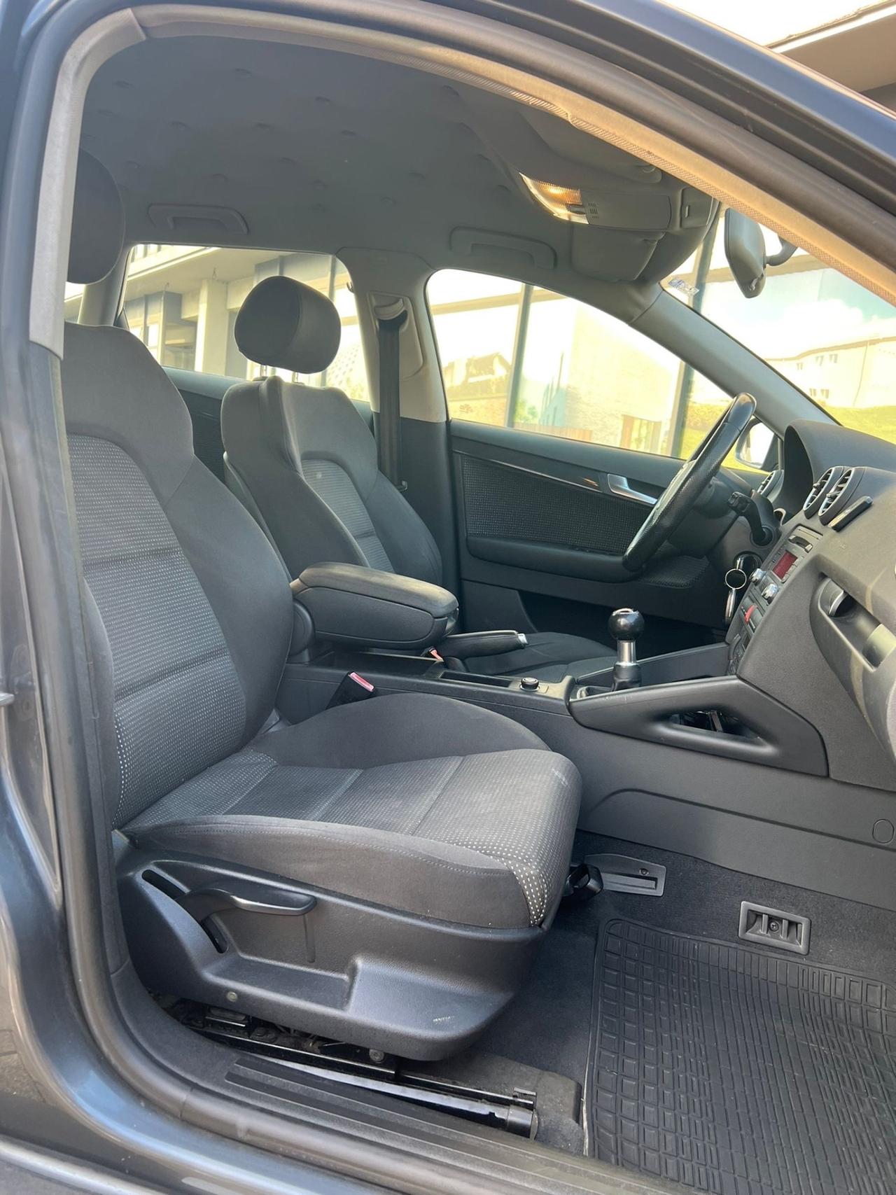 Audi A3 2.0 16V TDI Ambiente