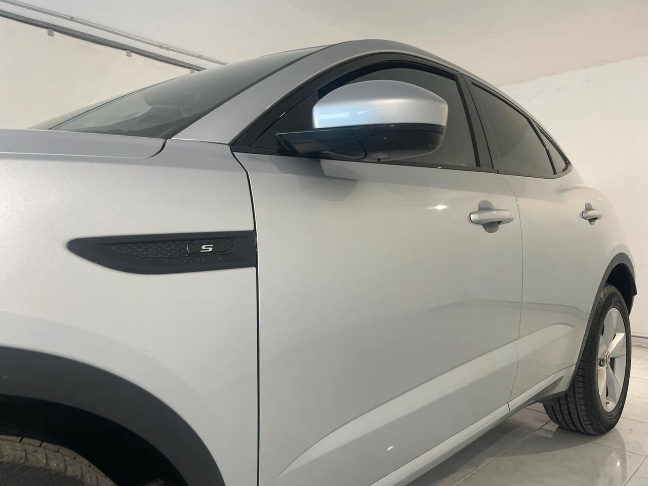 Jaguar E-Pace 2.0D 150CV R-Dynamic AWD