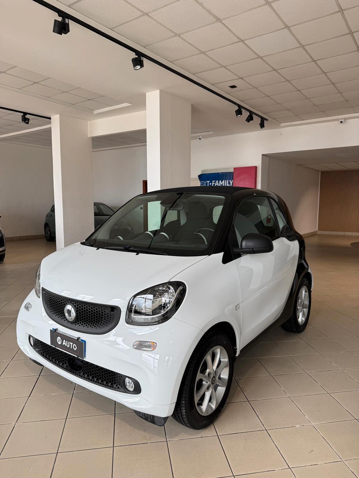 Smart fortwo 1.0 Youngster 71cv twinamic