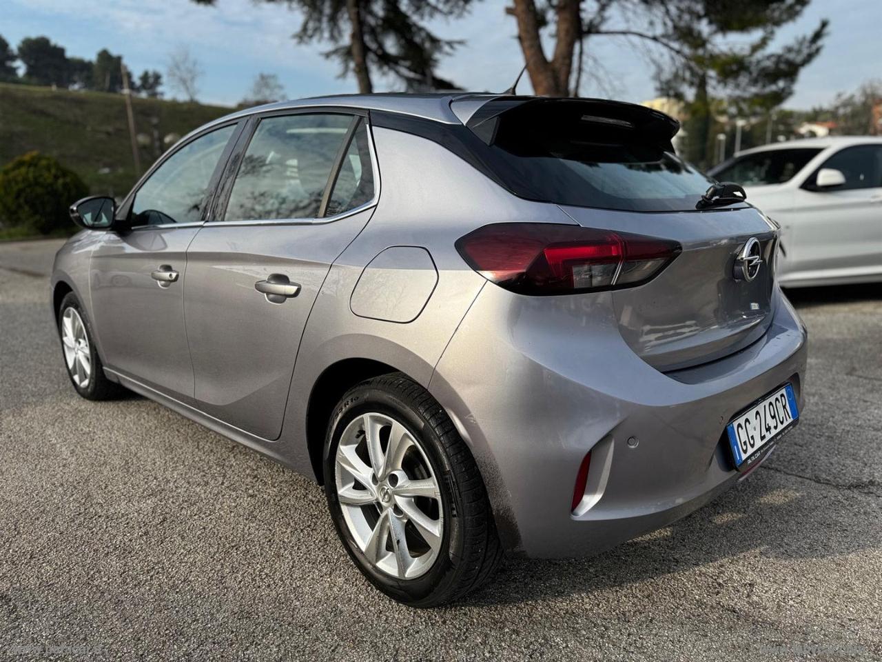 OPEL Corsa 1.2 Elegance